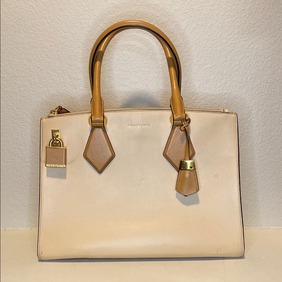 Michael Kors Collection Casey Bag - Picture 2 of 10